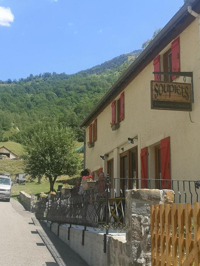 Soupiets Bed and Breakfast Betpouey Buitenkant foto